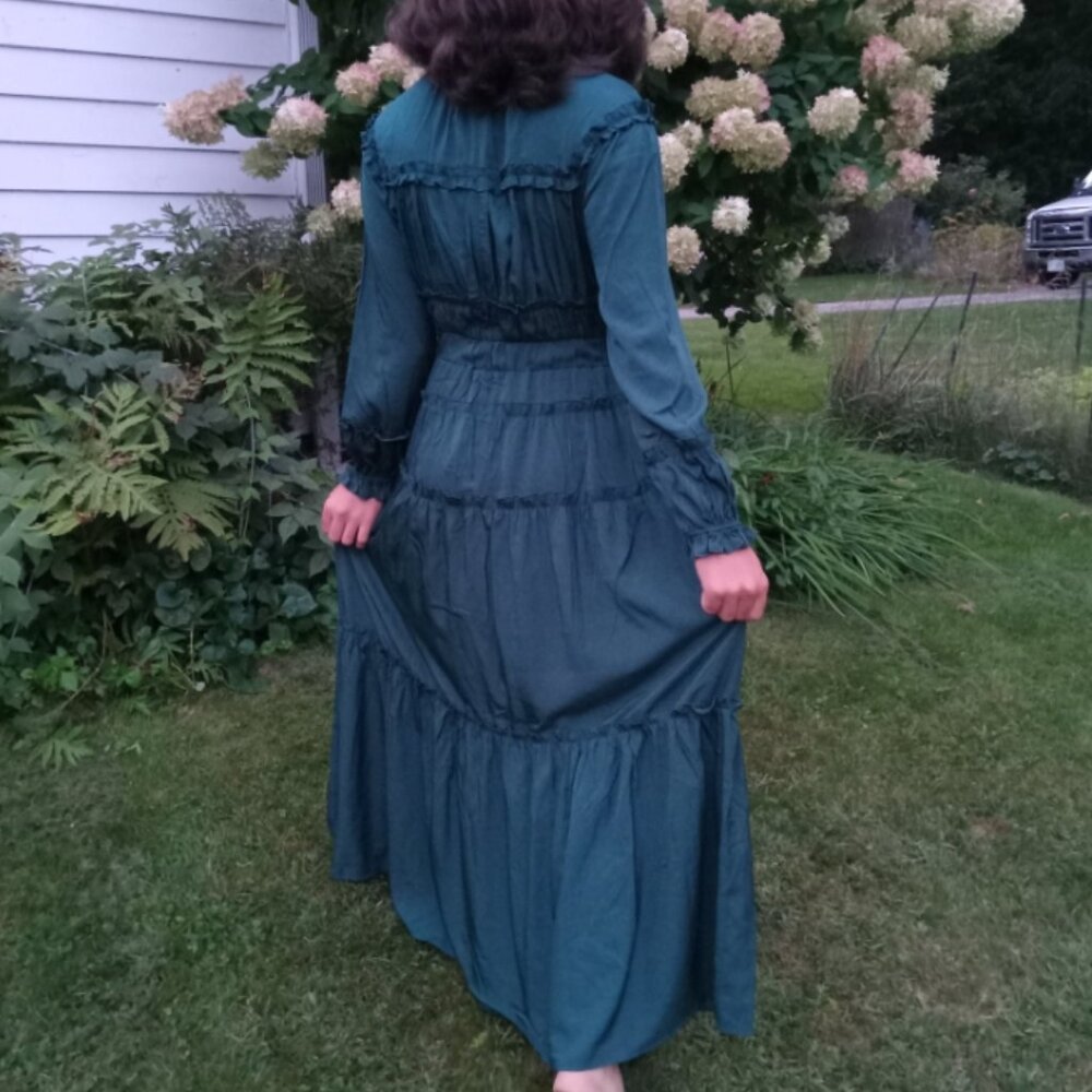Ivy City Co Gwendolyn Dress Size Small - Picture 3 of 11